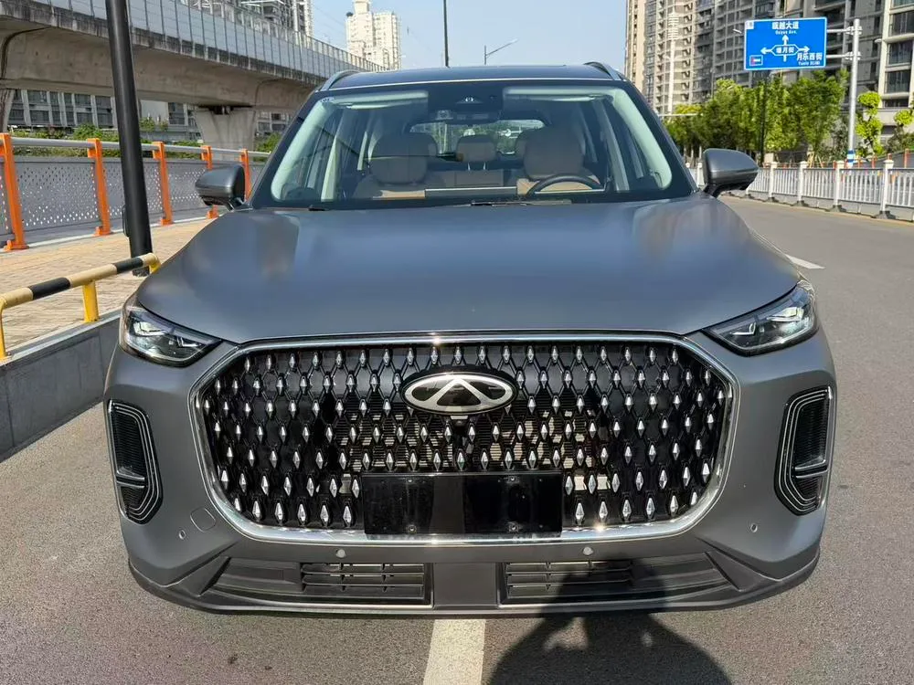 Chery Tiggo 8L 2.0T Auto Premium Edition, 2024 — фото 1