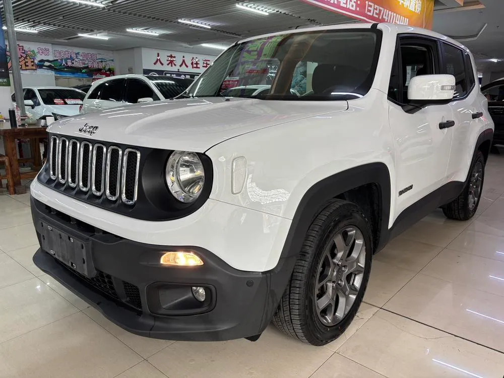 Jeep Renegade 180T Auto Edition +, 2017 — фото 1