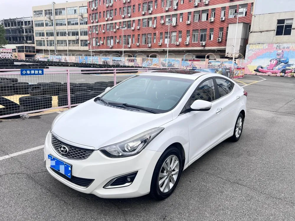 Hyundai Elantra Langdong 1.6L Auto Premium Version, 2016 — фото 1