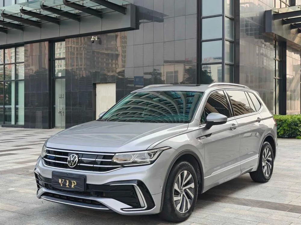 Volkswagen Tiguan L PHEV 430PHEV PHEV Hybrid Flagship Edition, 2022 — фото 1