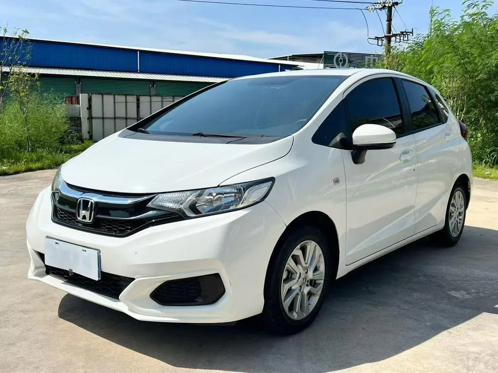 Honda Fit 1.5L CVT Comfort Edition, 2018 — фото 1