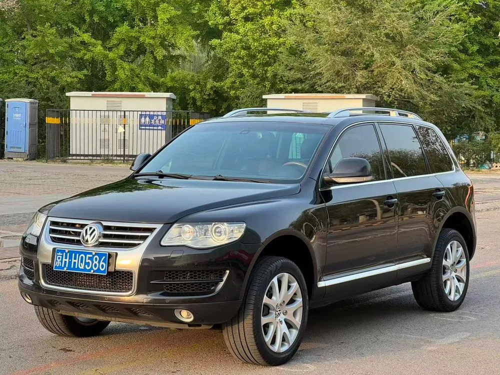 Volkswagen Touareg 4.2L Стандарт, 2007 — фото 1