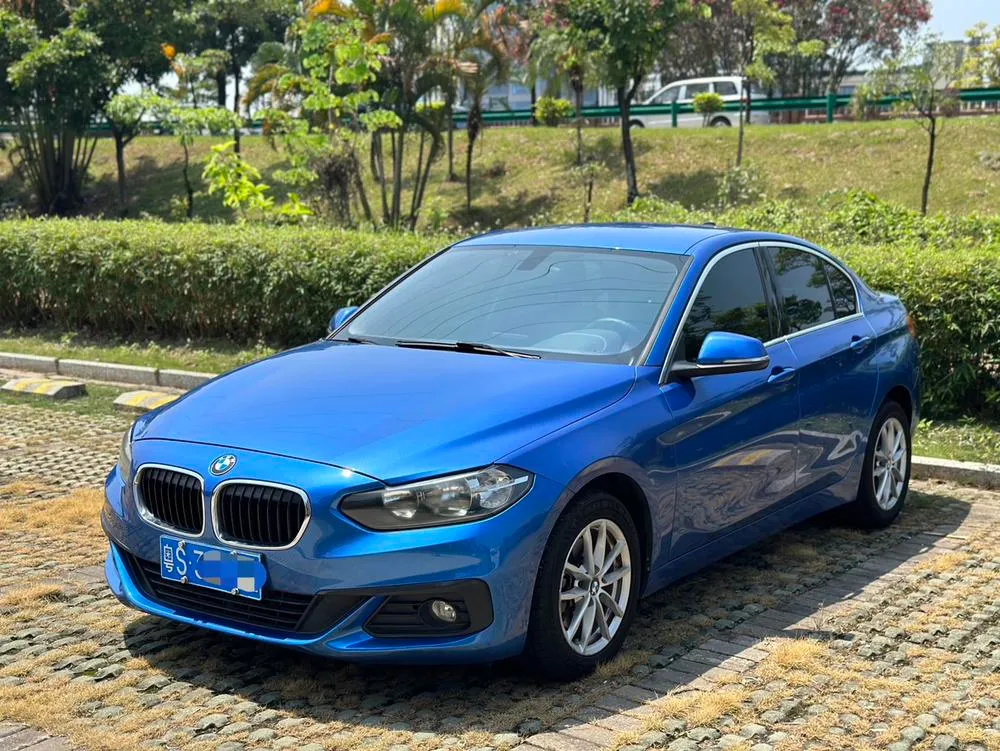 BMW 1-Series 118i Fashion Version, 2018 — фото 1