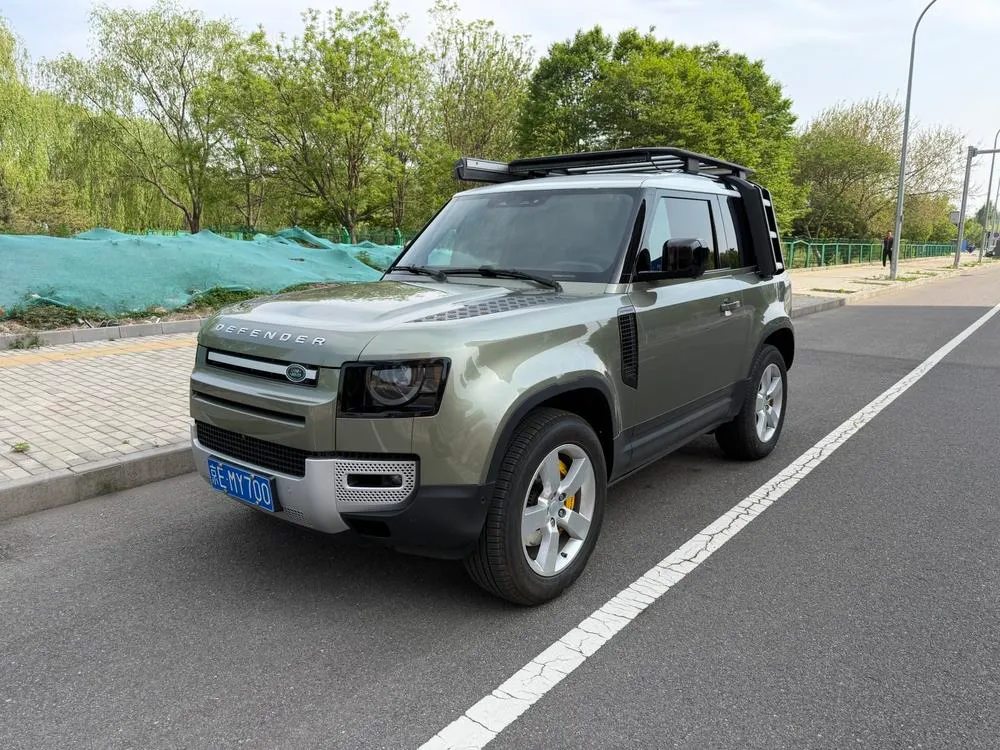 Land Rover Defender, 2021