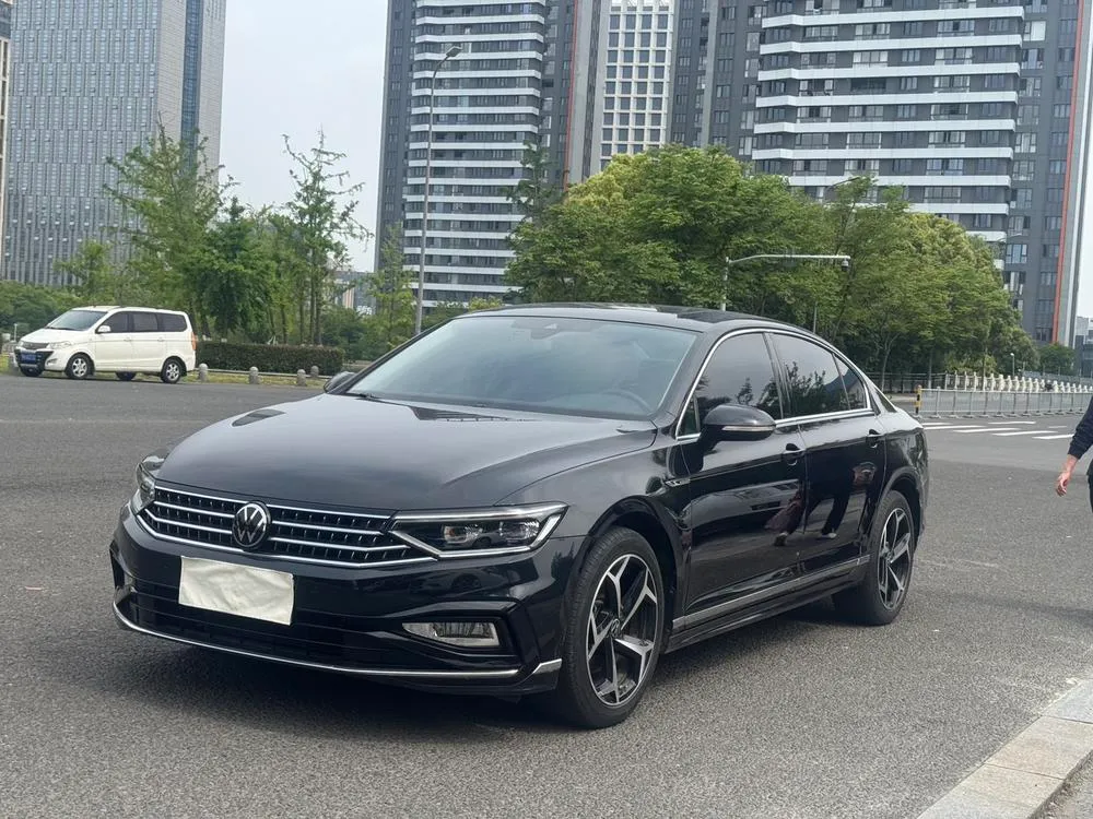 Volkswagen Magotan, 2023