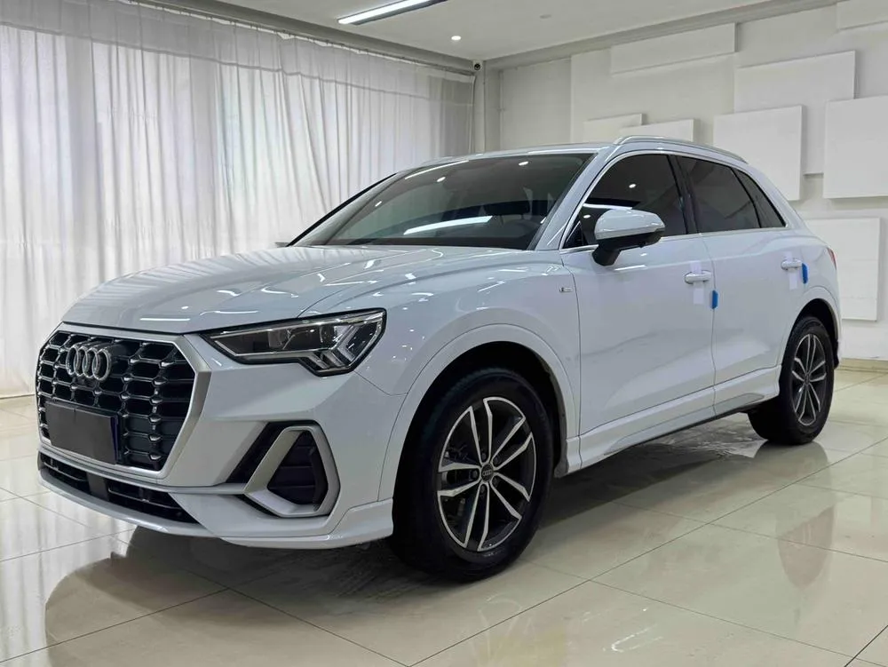 Audi Q3 35 TFSI Version, 2022 — фото 1