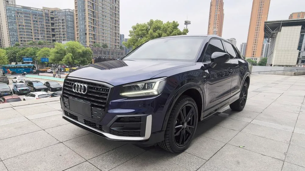 Audi Q2L, 2018