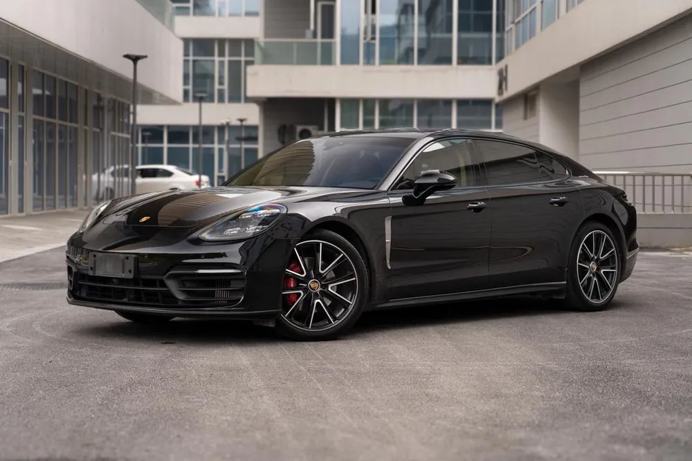 Porsche Panamera, 2021