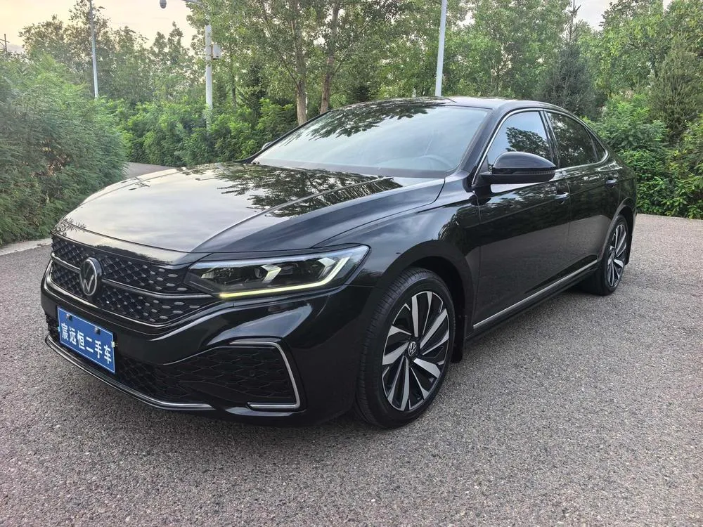 Volkswagen Passat, 2022