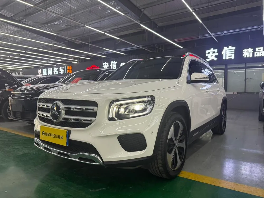Mercedes-Benz GLB, 2020