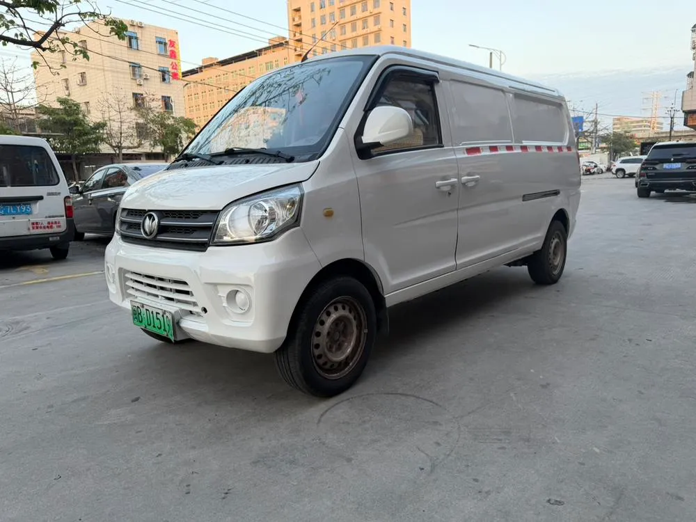 Xinlongma Keyton M70 EV, 2021