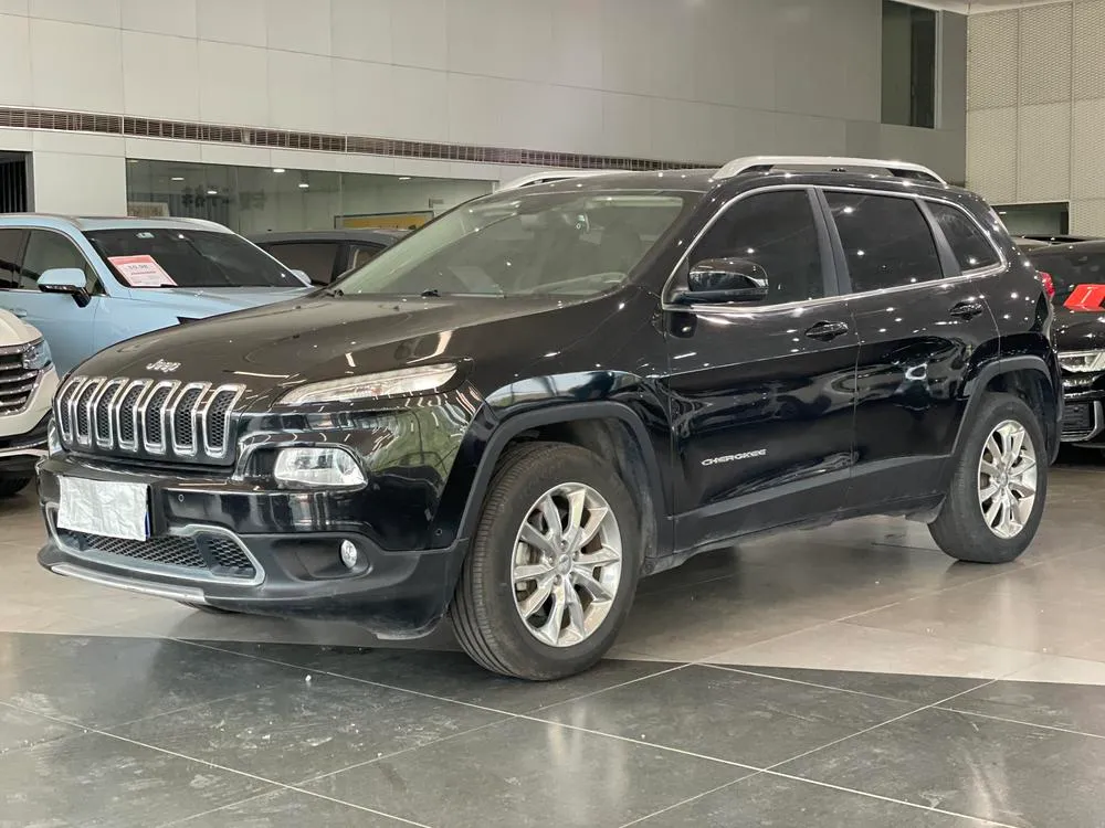 Jeep Cherokee, 2016