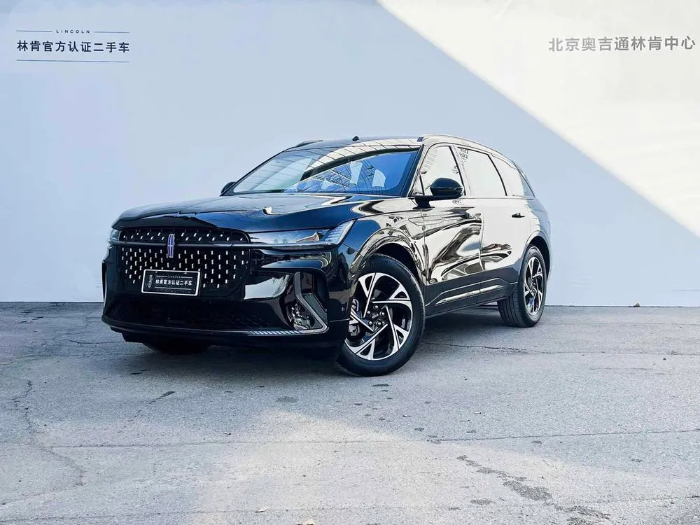 Линкольн Nautilus 2.0T 4WD Hybrid Premium Edition, 2023 — фото 1