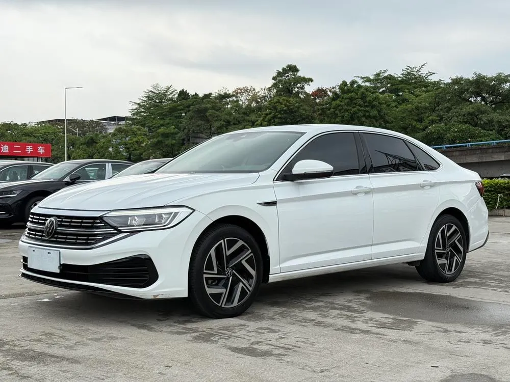 Volkswagen Sagitar, 2022