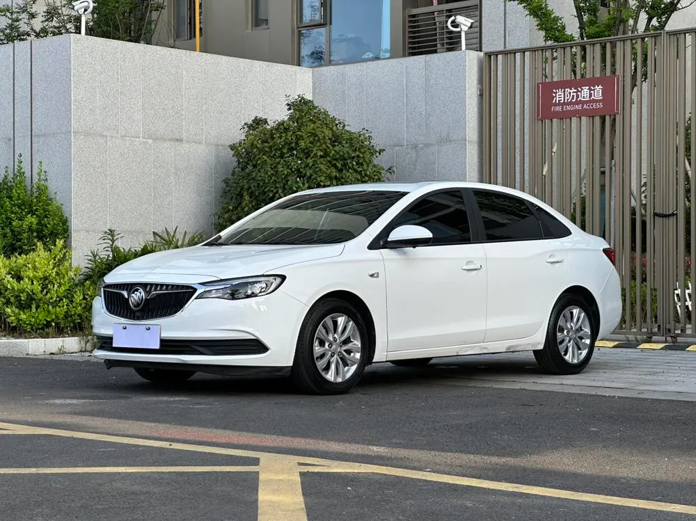 Buick Excelle 1.5L Auto Version, 2021 — фото 1