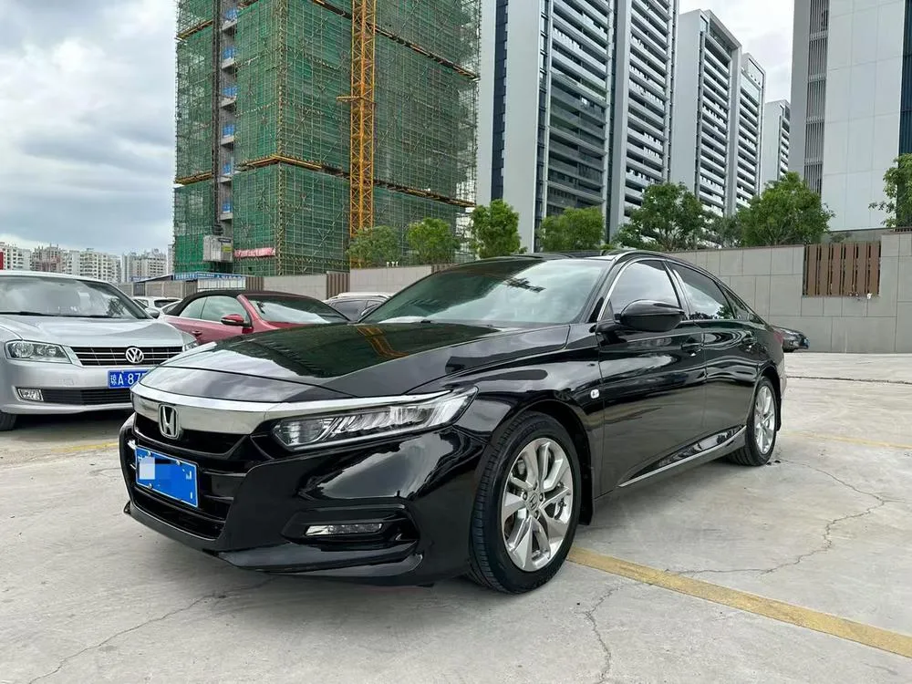Honda Accord 230TURBO Comfort Edition CN5, 2018 — фото 1