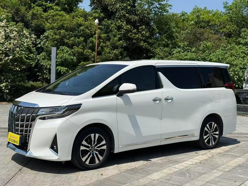 Toyota Alphard Facelift 3.5L Luxury Edition, 2018 — фото 1