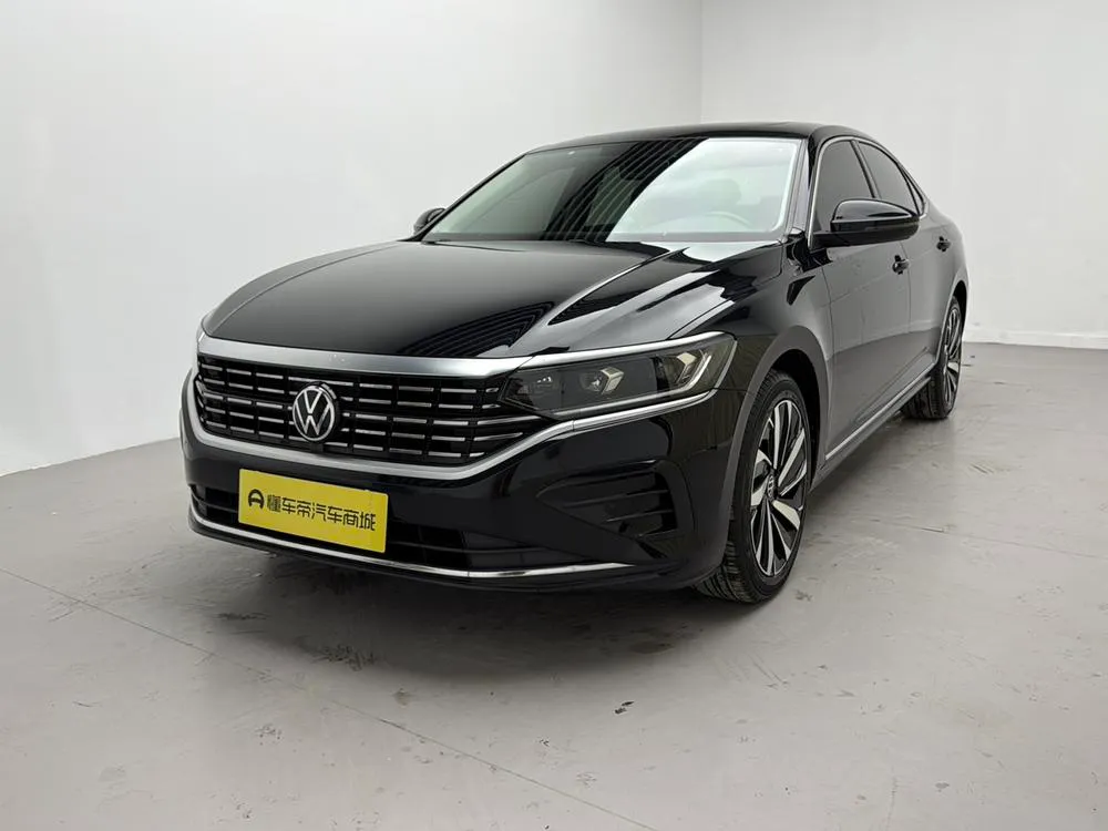 Volkswagen Passat, 2022