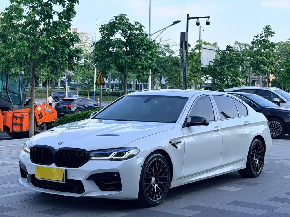 БМВ 5-Series 525Li Luxury, 2014 — фото 1