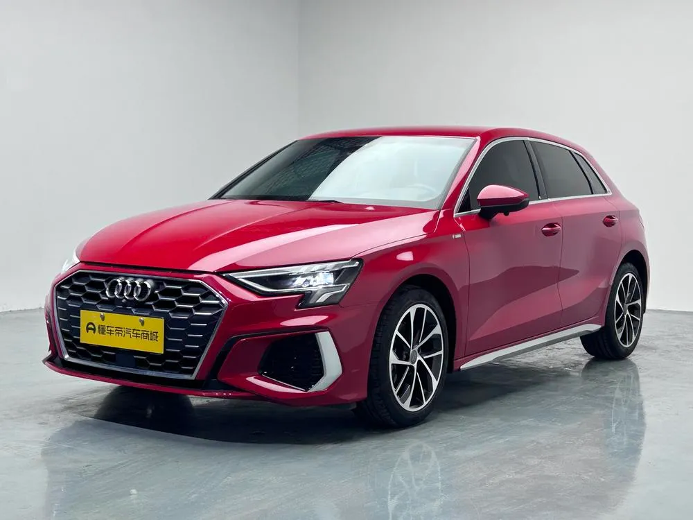 Audi A3 Sportback 35 TFSI Sport Version, 2022 — фото 1