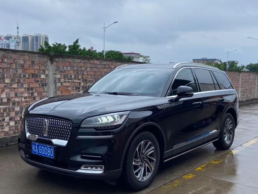 Lincoln Aviator, 2022