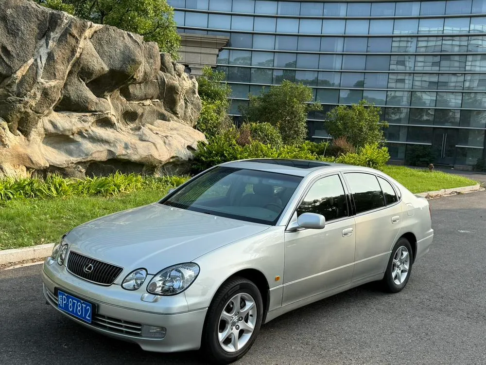Lexus GS, 2004