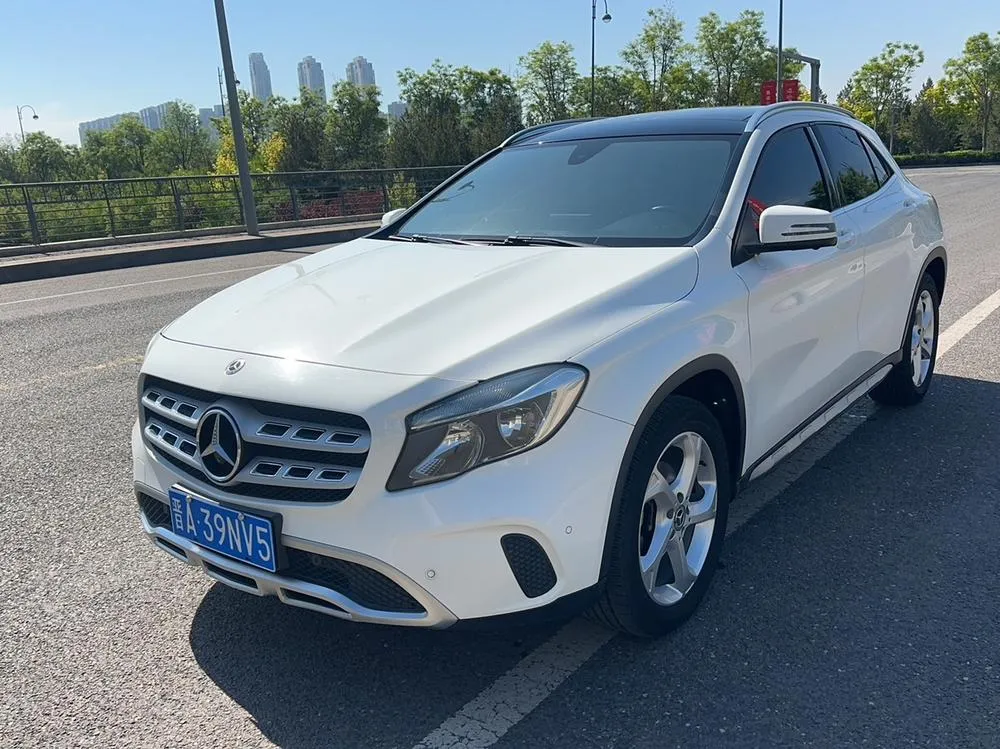 Mercedes-Benz GLA, 2017