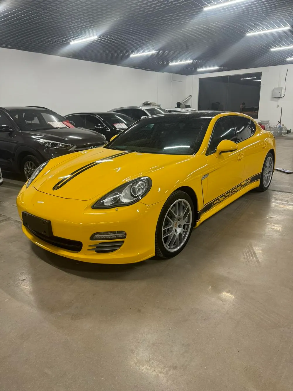 Porsche Panamera, 2012
