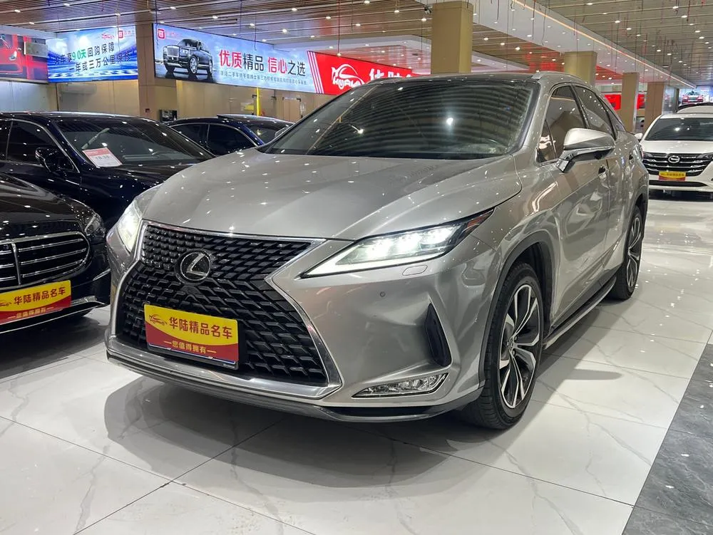 Лексус RX Facelift 300 4WD Edition, 2020 — фото 1