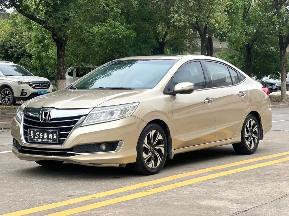 Honda Crider 1.8L CVT Luxury Edition, 2016 — фото 1