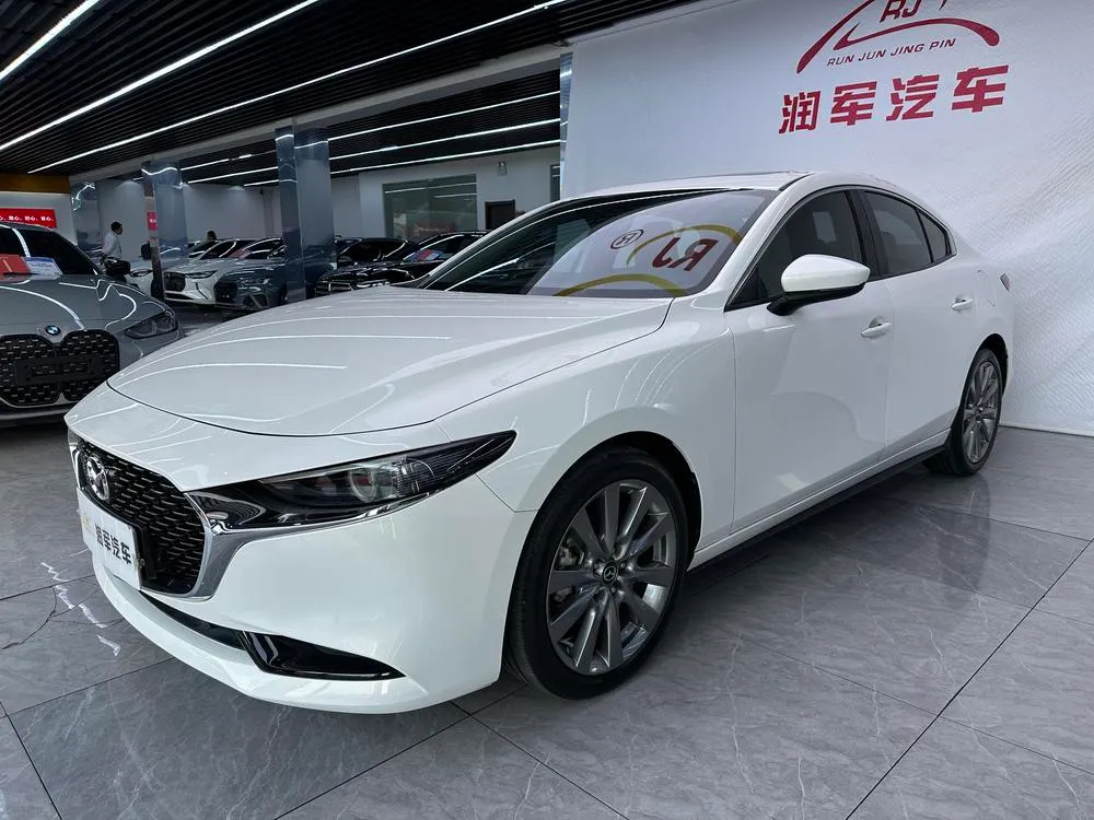 Mazda 3 Axela, 2021