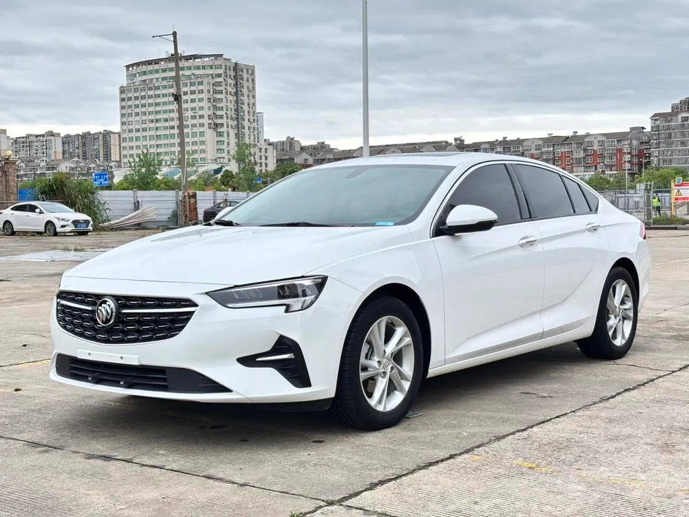 Бьюик Regal 20T Luxury Version CN6, 2020 — фото 1