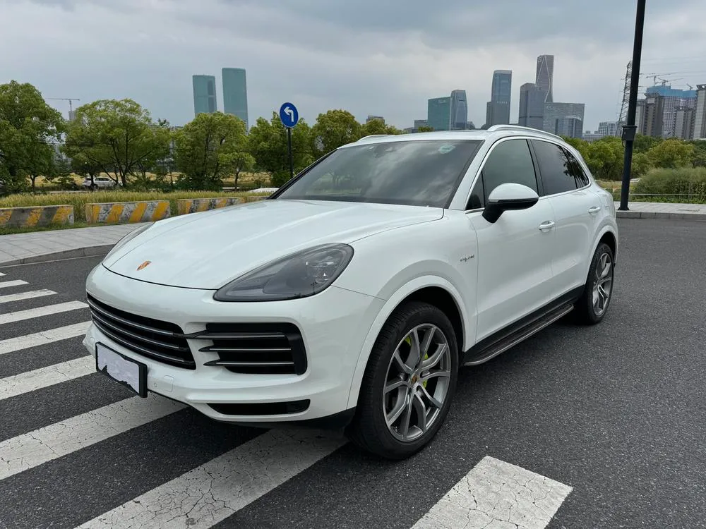 Porsche Cayenne E-Hybrid Cayenne E-Hybrid 2.0T Gold Edition, 2022 — фото 1