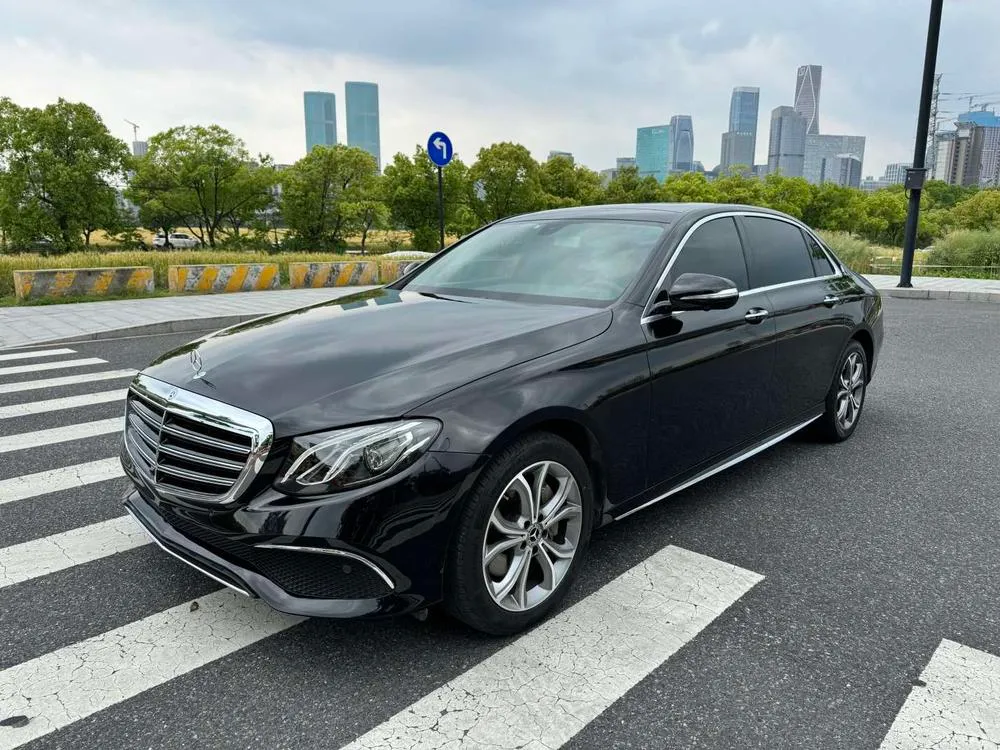 Mercedes-Benz E-Class Facelift E 300 L Sport Fashion Version, 2020 — фото 1