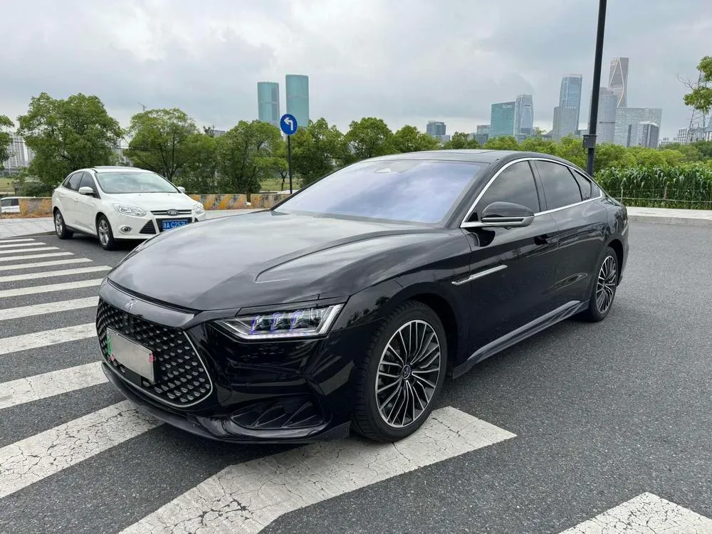 BYD Han DM DM-i 121KM Prestige Version, 2022 — фото 1