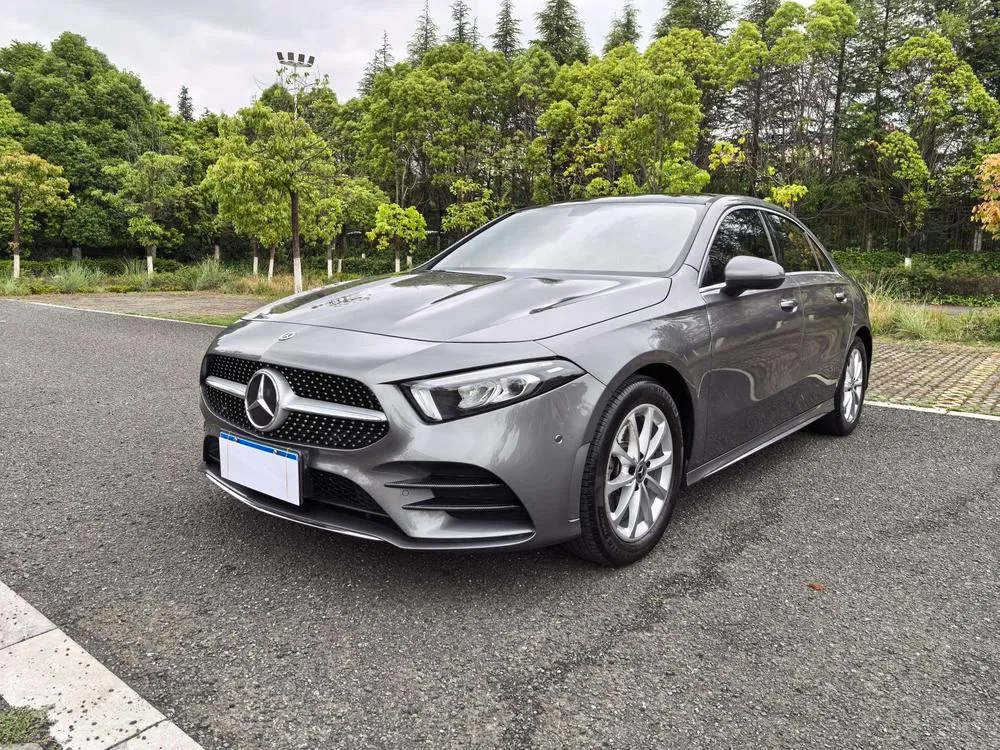 Мерседес-Бенц A-Class Facelift A 200 L Sport Fashion Edition, 2022 — фото 1