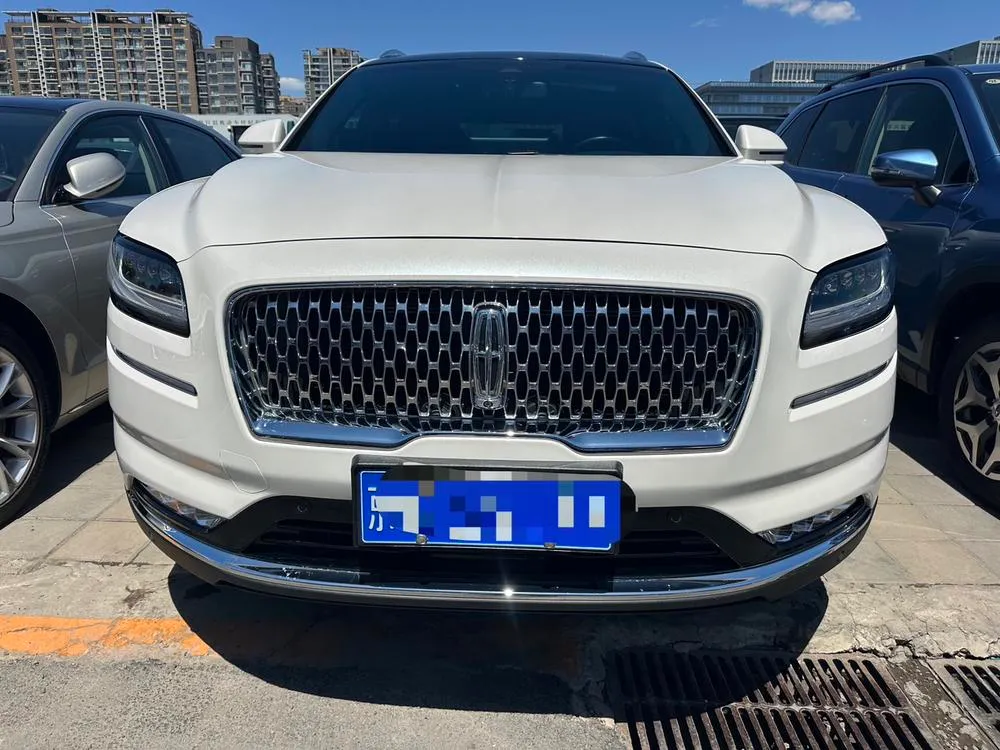 Lincoln Nautilus 2.7T 4WD Premium Edition, 2021 — фото 1