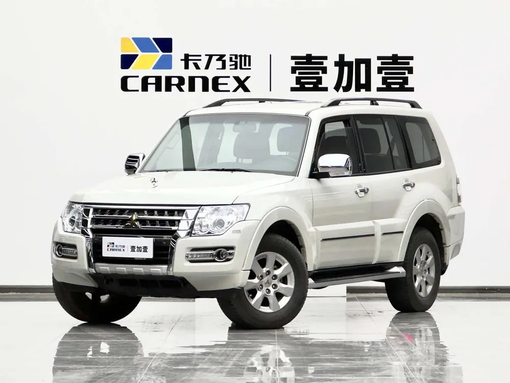 Mitsubishi Pajero (Import), 2020