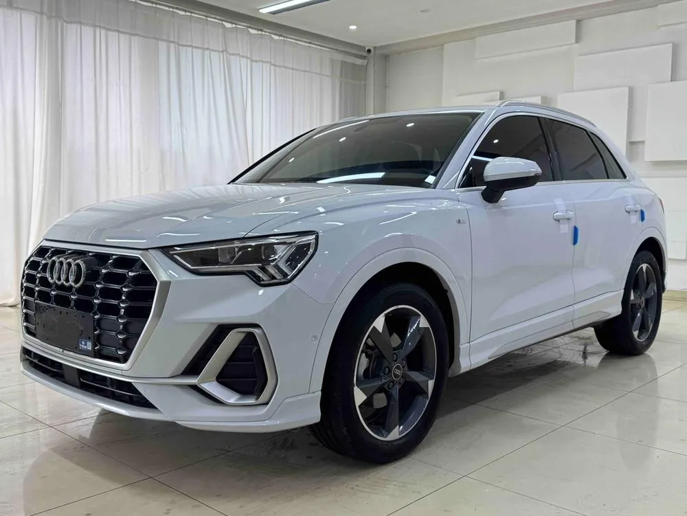 Ауди Q3 35 TFSI Fashion Version, 2022 — фото 1