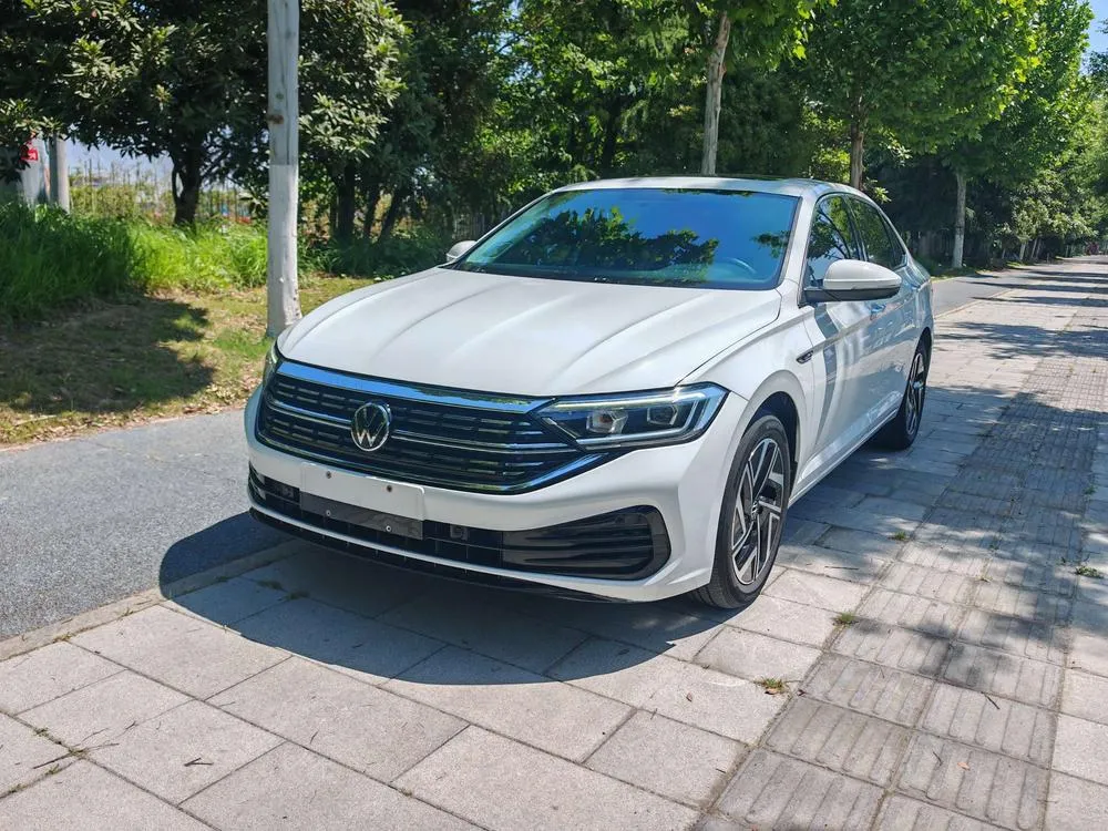 Volkswagen Sagitar, 2023