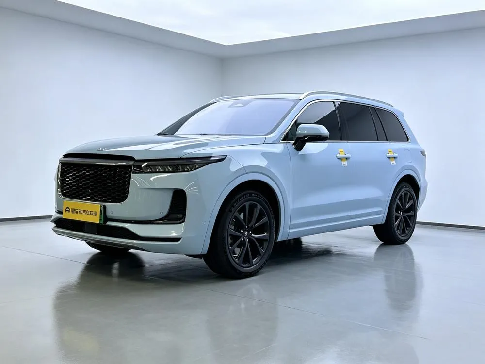 Li Auto ONE EREV 6 Seater Edition, 2021 — фото 1