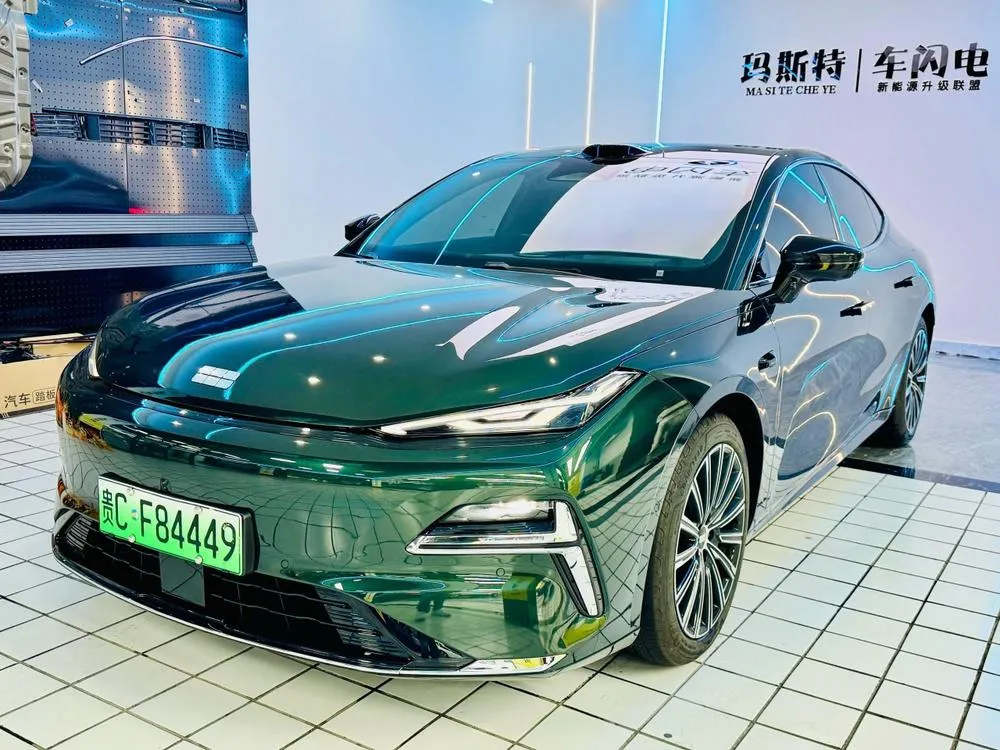 Galaxy Xingyao 8 PHEV, 2025
