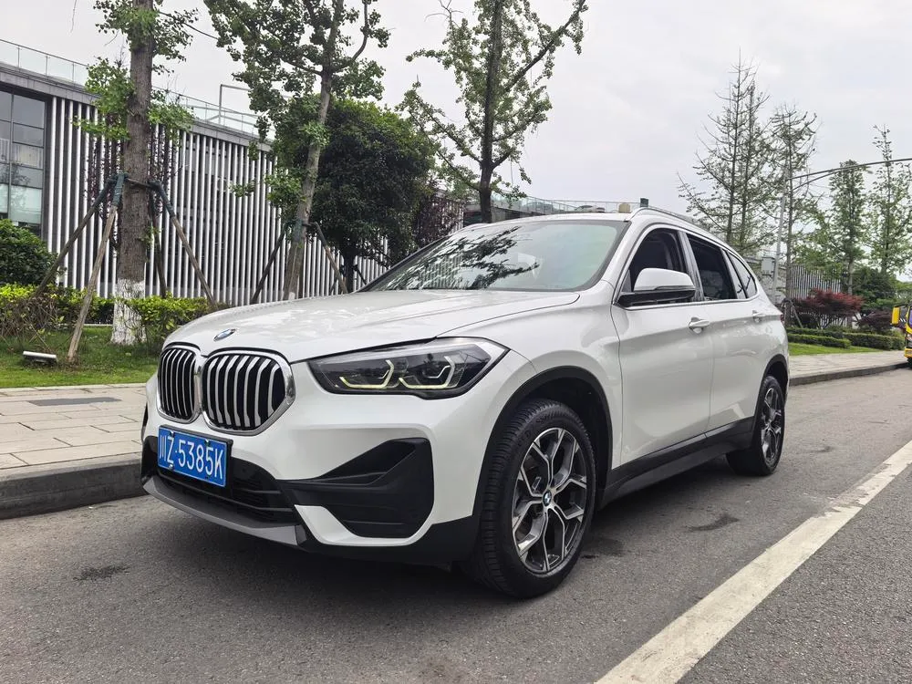 BMW X1 sDrive25Li Leading Version, 2022 — фото 1