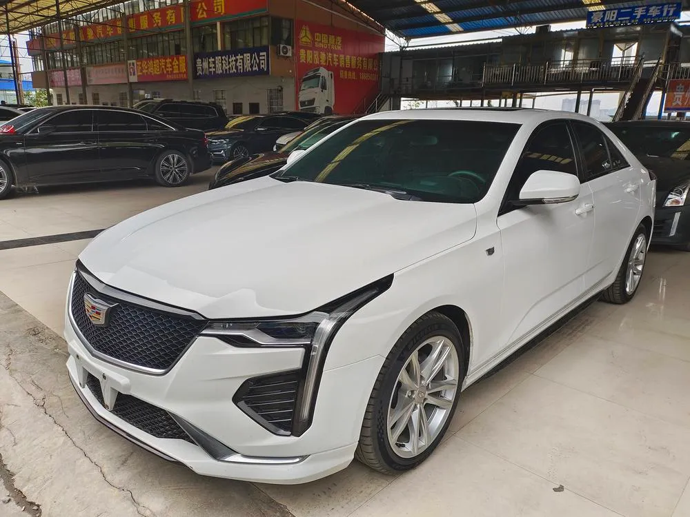 Cadillac CT4, 2021