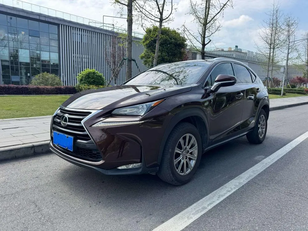 Lexus NX 200 Style Edition, 2016 — фото 1