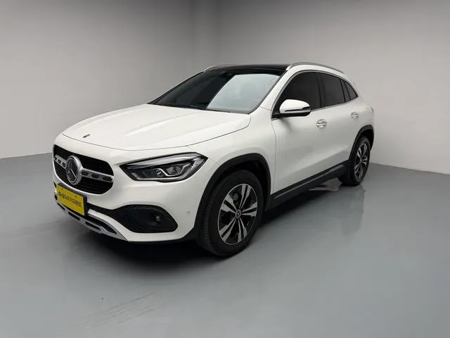 Mercedes-Benz GLA, 2022