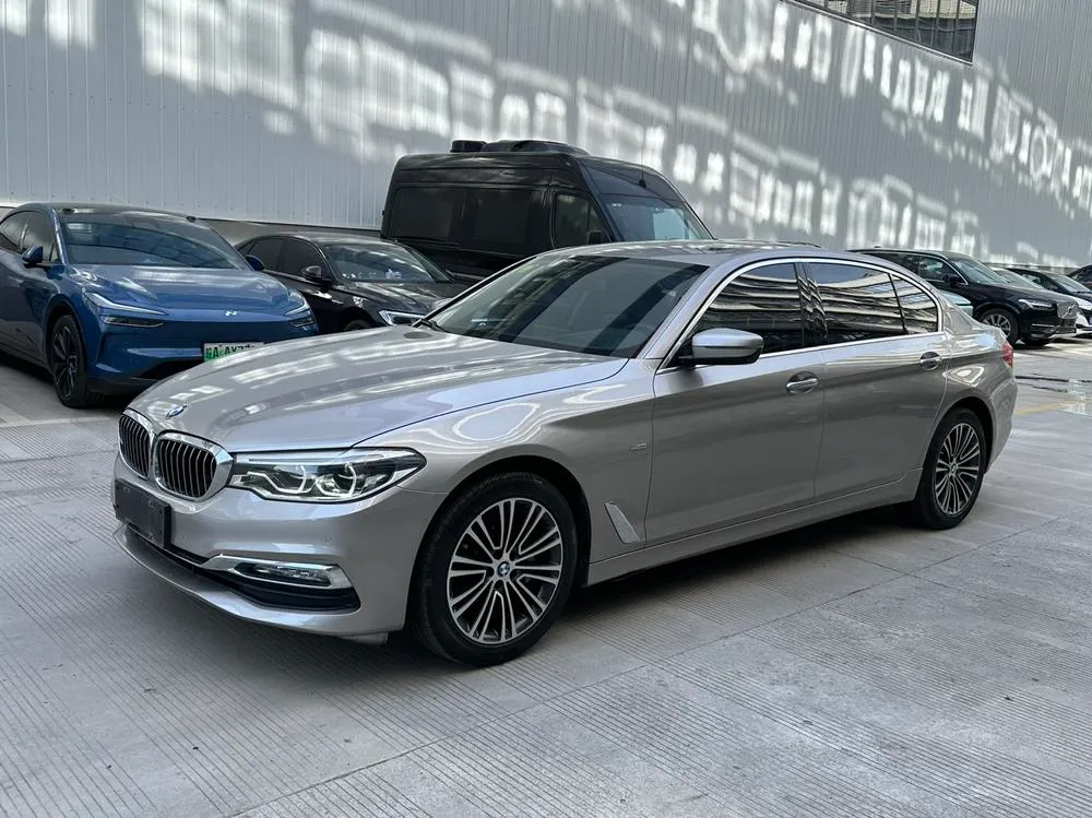 BMW 5-Series, 2018