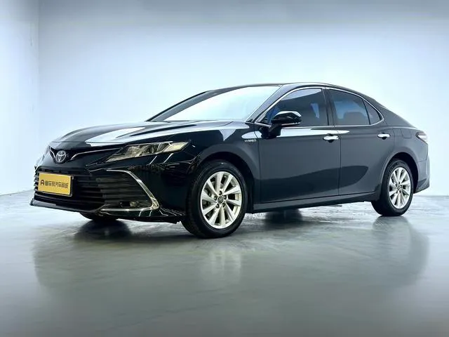 Toyota Camry, 2023