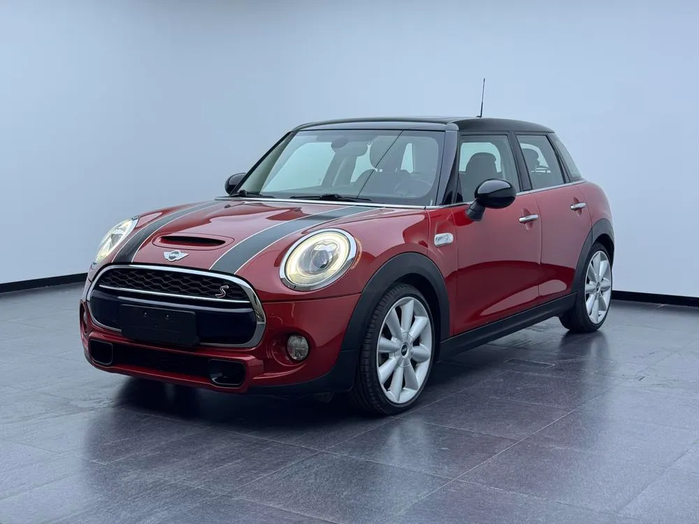 MINI MINI, 2016