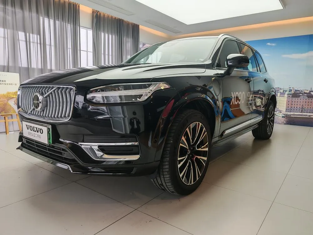 Volvo XC90 PHEV, 2025